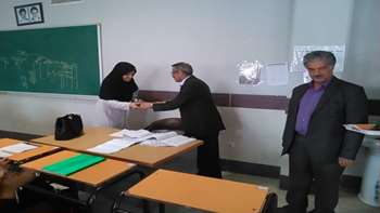 دیدار دکتر عرب ارادانی ریاست بیمارستان معتمدی گرمسار با معلمین مدارس گرمسار